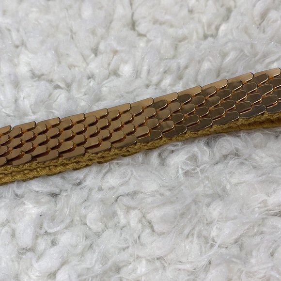 Woman vintage gold stretchy belt - Picture 3 of 6